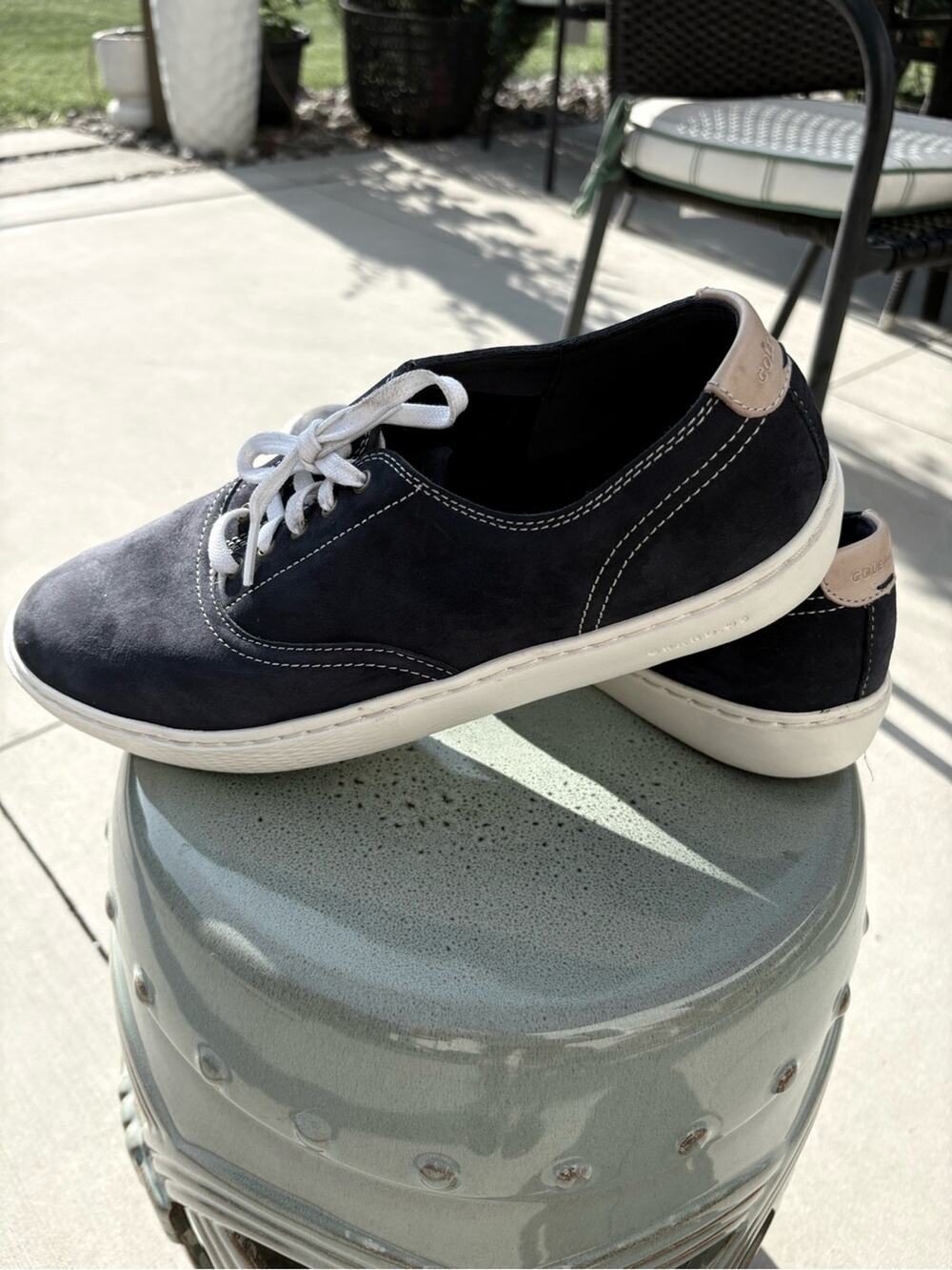 Men’s Cole Haan Grand Pro Navy Suede Sneakers with Cream Heel Tab- Size 9.5